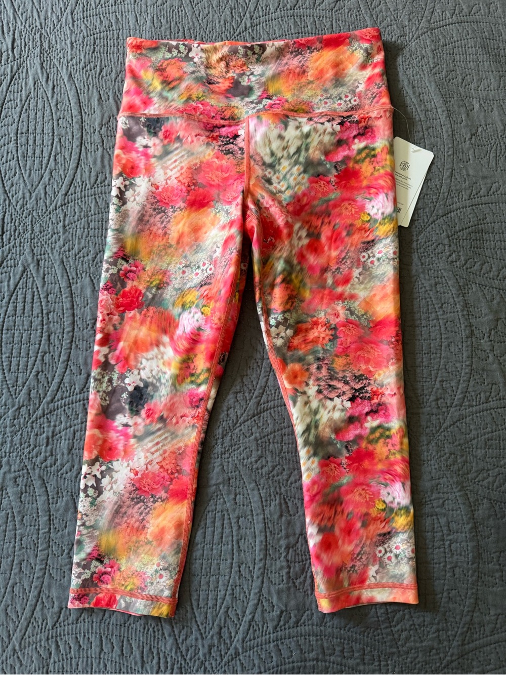 Athleta Women's Coral Pink Multicolor Floral Capri Leggings